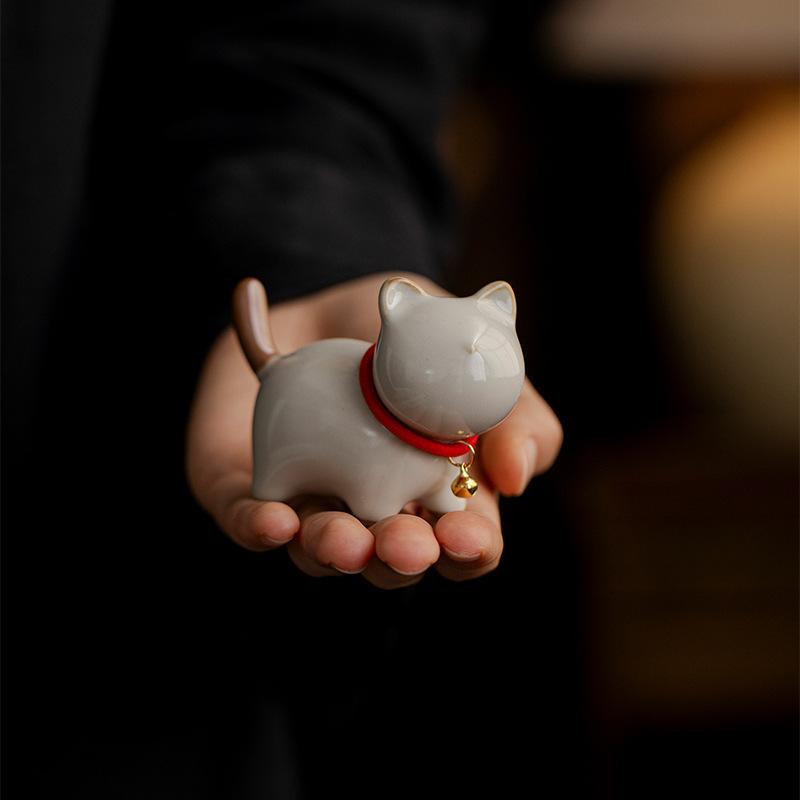 Ru Ware Handmade Tea Pet Cat Figurine Cute Ceramic Crackle Glaze Decorative Ornament for Tea CeremonyHome Office Desk Decor Gift