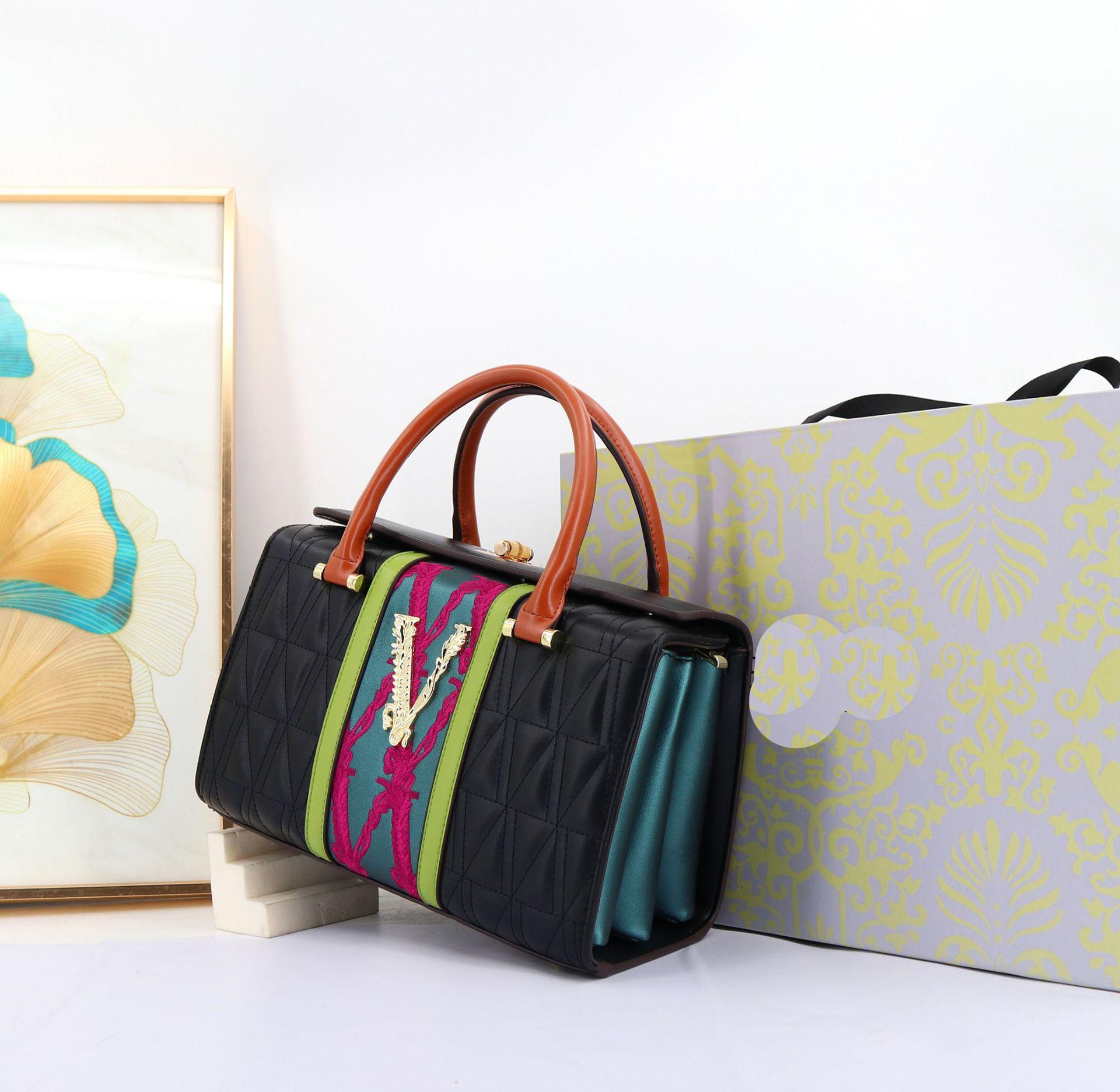 2025 New Designer Women Handbag Ladies Bag