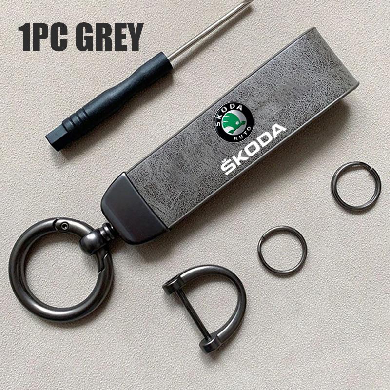 ICPG4 For Skoda 3D Metal Leather Car Keychain Key Ring Auto Emblem Accessories Fabia 1 2 Octavia a7 RS Superb Rapid Yeti Karoq Vision