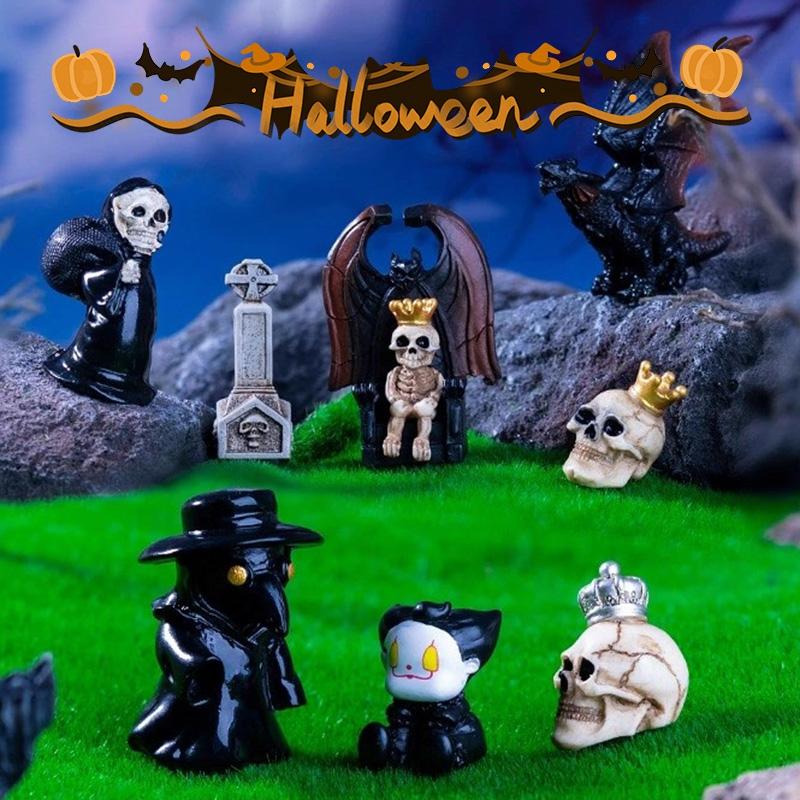 Halloween Decorations Mini Pumpkin Skeleton Ghost Skull Ornament Resin Micro Landscape Figurine Ghost Day of The Dead Ornaments