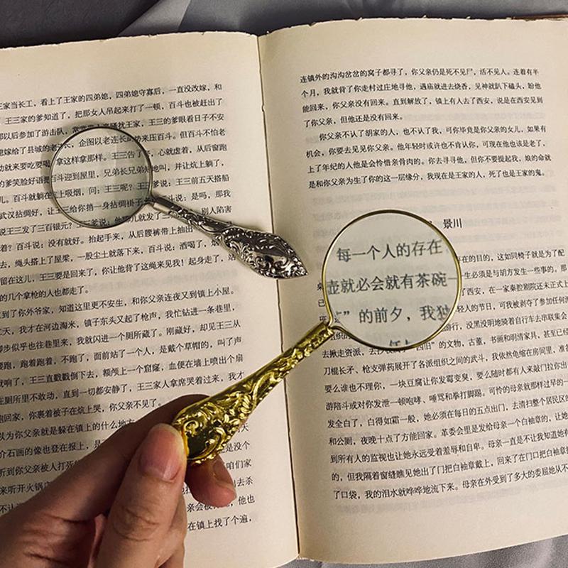 Retro 5X Magnifying Glass Handheld Magnifier Wooden Handle Optical Eye Loupe