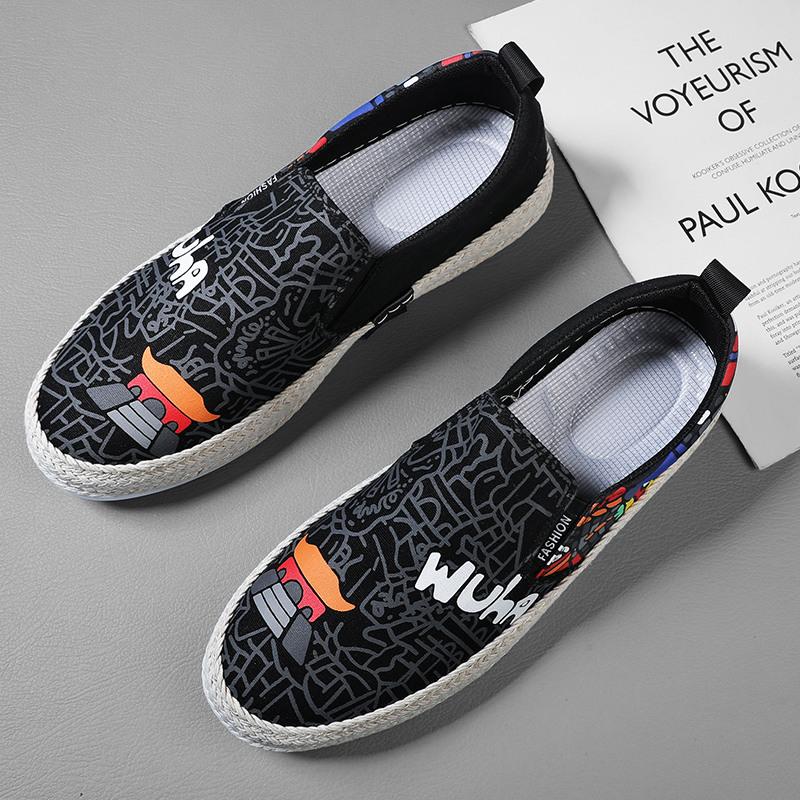 2022 Fashion Black Printed Summer Slip-On Men'S Canvas Shoes Breathable Platform Flat Shoes For Men Comfort Men'S Loafers Casual