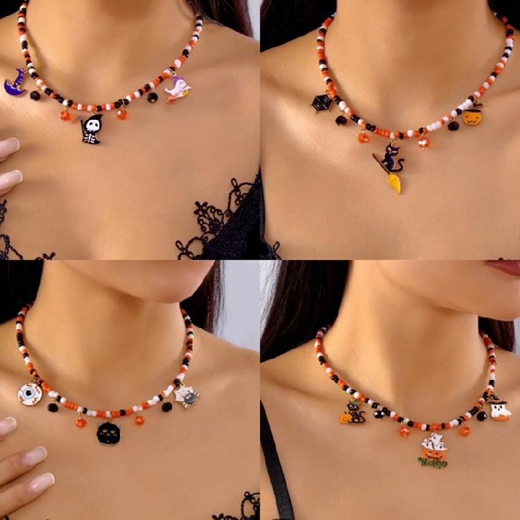 Halloweens Party Necklace With Spiders Pendant Alloy Chain Costume Jewelry for Women Girls and Boys