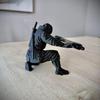 Creative Ninja-Style Single Kneeling Knight Pen Holder Armor Knight Kneeling Figurine Pen Holder Desktop Stand Storage Decor