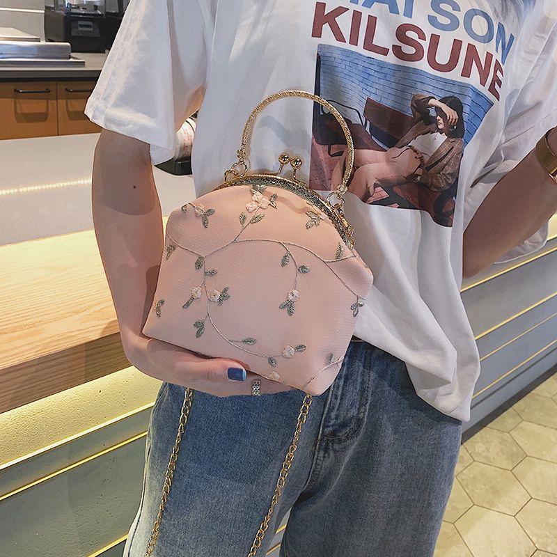 Lace Gold Bag Female Retro Chinese Style with Cheongsam Bag Handbag Small Fresh Shell Bag