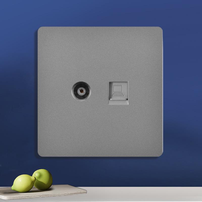 Priză UK 13A pentru perete gri cu încărcător Type-C și USB