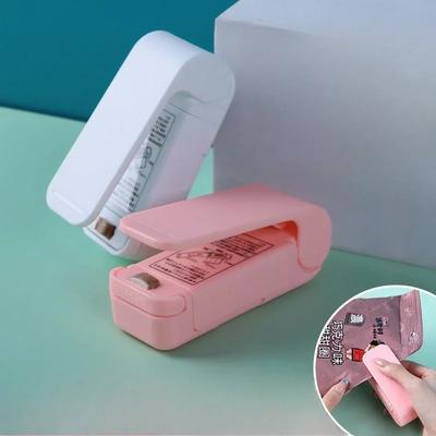 Mini mașină de etanșare a pungilor termice Pachetul de etanșare Pungi de etanșare din plastic termic Închidere a pungilor pentru alimente Dispozitiv de etanșare portabil Ambalaje de alimente Dispozitiv de etanșare termică