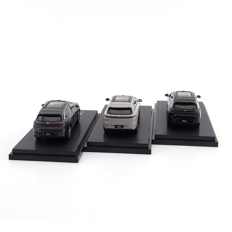 Li Auto L6 Car Model 1/64 Car Alloy Motor Vehicle Diecast Metal Model Kids Toys for Boys Friends Gifts Collect Ornaments