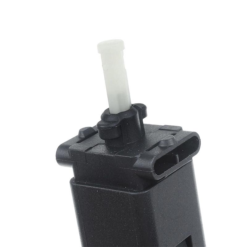 Brake Stop Light Switch For Mazda 2 6 Atenza Sport Wagon Cx-7 Demio Mx-5 Miata Rx-8 Roadster Verisa Gj6A-66-490 Gj6E-66-490 A