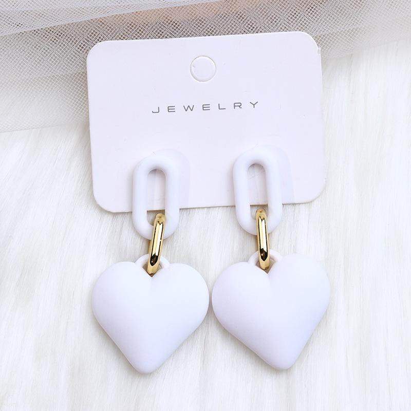 

Colorful Heart Earrings for Women Retro Autumn and Winter Simple Sweet Buckle Design Acrylic Earrings Party Wedding Jewelry белый