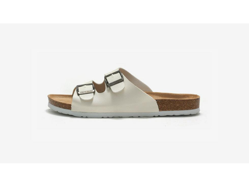 Korean Style Men's Cork Slippers: Trendy Summer Beach Flip-Flops & Casual Sandals
