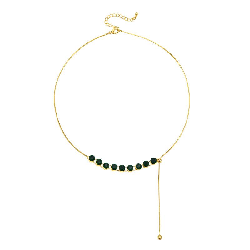 Necklace And Luxurious For Women Featuring Unique Geometric Design Elements