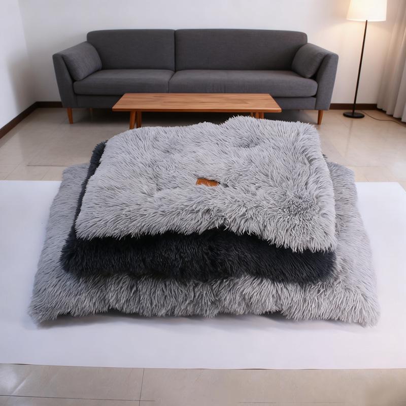 Plush Winter Warm Pet Bed: Cozy Dog & Cat House Pad
