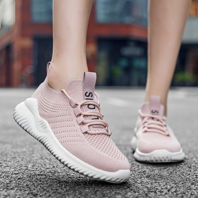 Moda Casais Voando Tecido Tendência Esportes Sapatos Casuais Casais Leve Respirável Fundo Macio All-match Casual Running Shoes