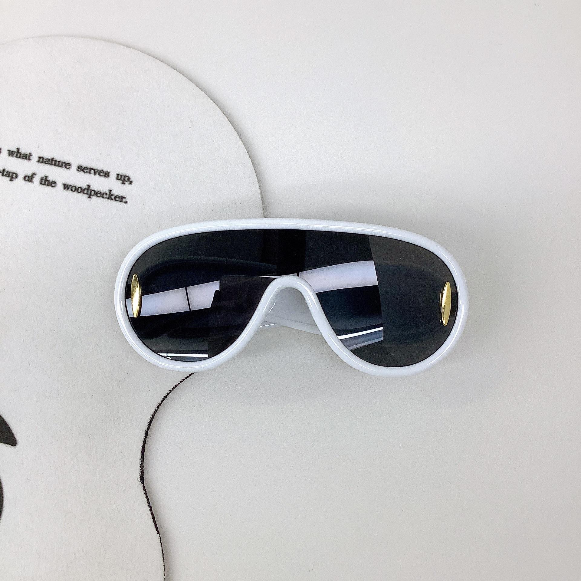 

Детские солнцезащитные очки ретро защита от ультрафиолета пляжные детские солнцезащитные очки для мальчиков и девочек вогнутые очки Tide