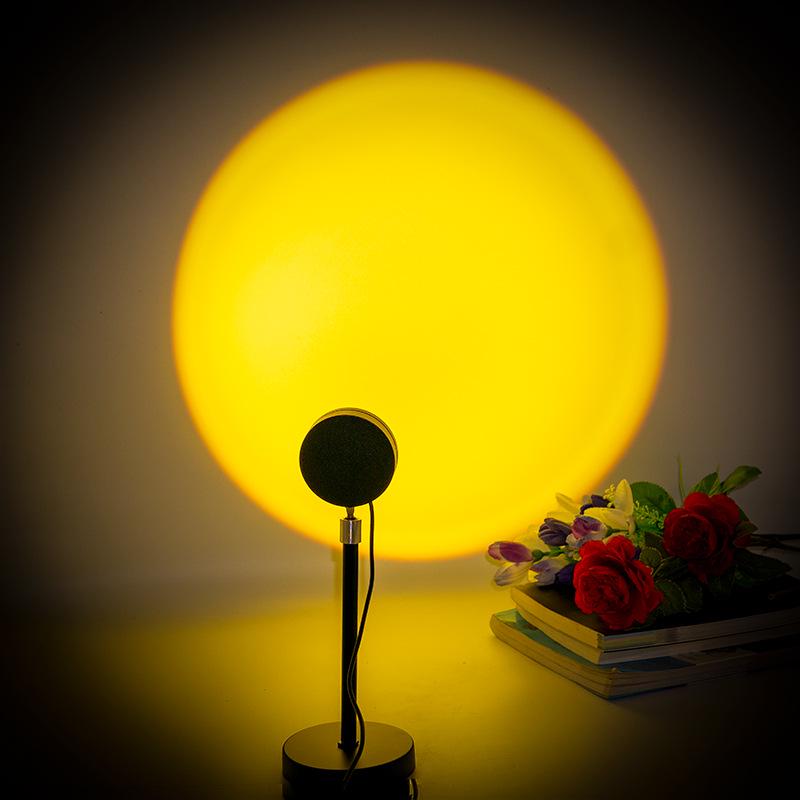 Sunset Atmosphere Projection Lamp - Soft Night Light for Bedroom