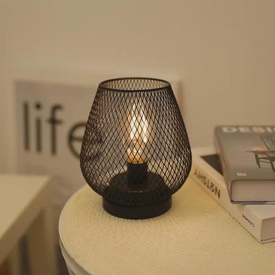 Kabelloses LED-Nachtlicht im Eisen-Stil für Büro, Nachttisch, Balkon oder Gartendekoration