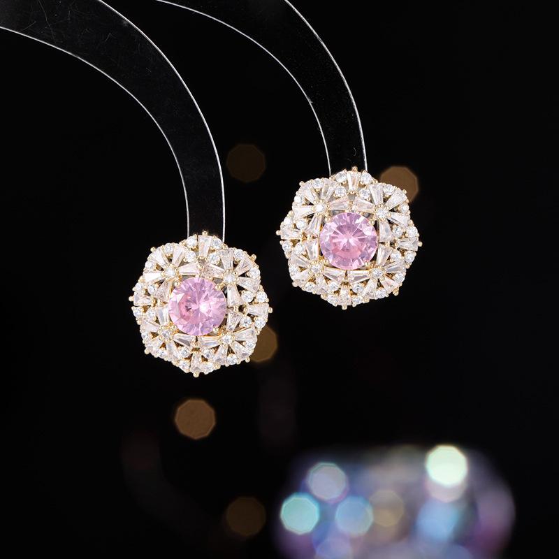 

Серьги-гвоздики в виде цветка Xiaoxiangfeng из серебра 925 пробы, модные, легкие, роскошные, супер феерические, милые, высокие, простые, универсальные серьги