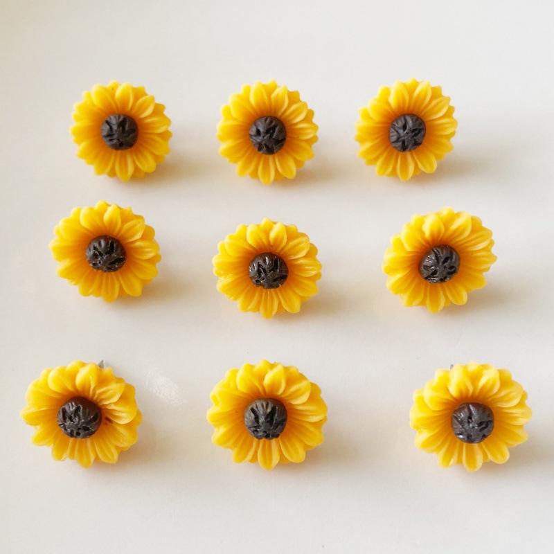 Bview Art Creative Sunflower Design Push Pins 30/50 PCs, Adorable Floral Cork Memo Board with Decorative Thumb Tacks