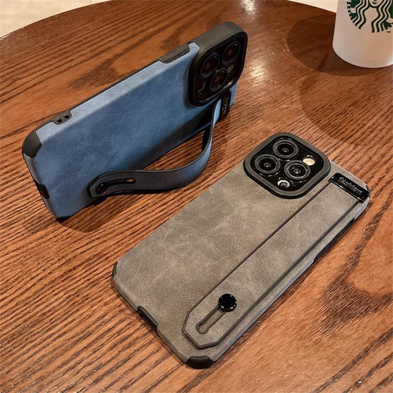 Wrist Strap Holder Case For iPhone 17 16 13 12 11 Pro Max Matte Leather Phone Cases For iPhone Air 15 14 Pro Max 16 Plus Cover