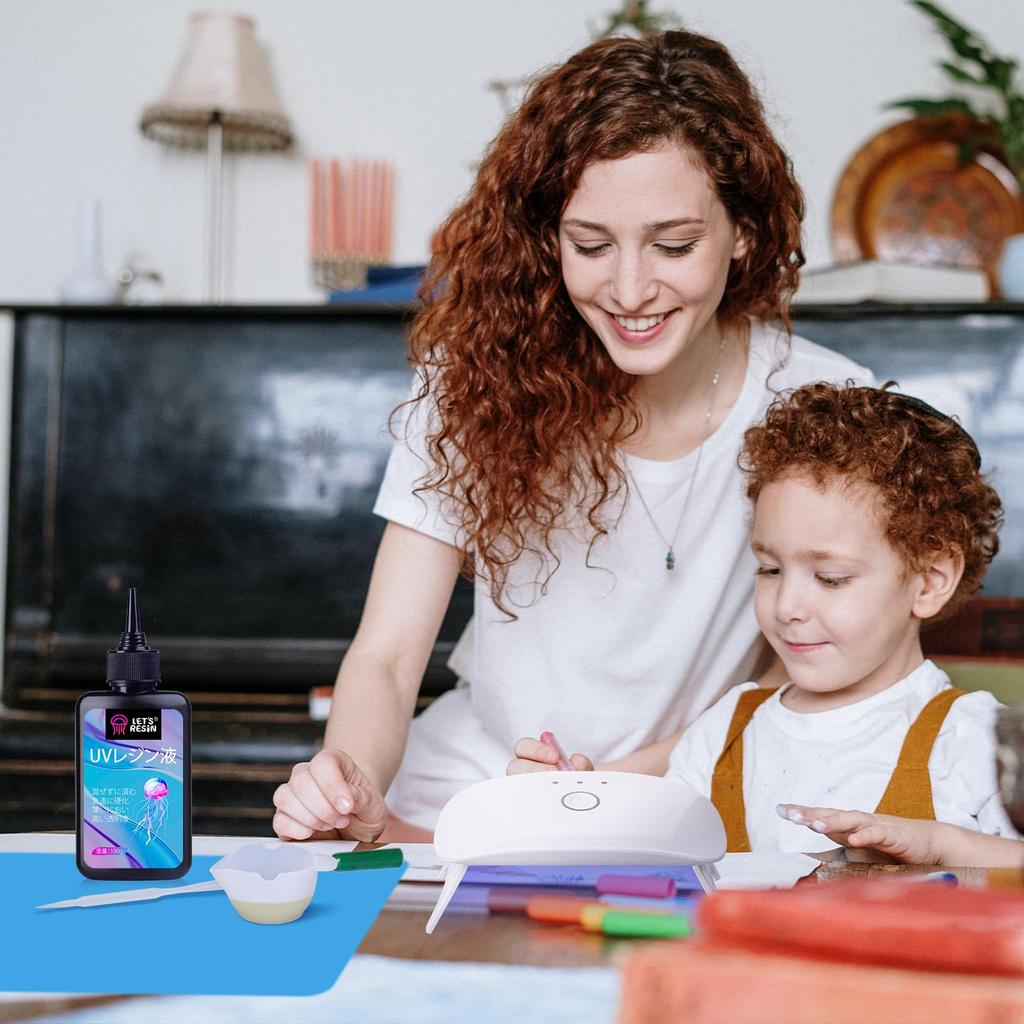 LET'S RESIN UV Resin UV Light Set 200g Crystal Clear Low Odor Resin Liquid & Resin Light & Silicone Mat Included UV Curing Epoxy Resin Starter Kit - P