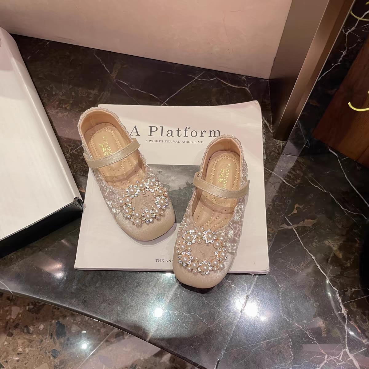 

Модная детская обувь 2025 Осень Новая детская кожаная обувь Простые туфли принцессы для девочек Нескользящая детская повседневная обувь Zapatos Niña 23insole13.7cm абрикосовый