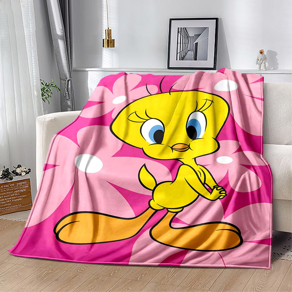 Tweety Bird Flowers Background Blankets are suitable for living rooms,making them an ideal choice for outdoor travel and gifts.