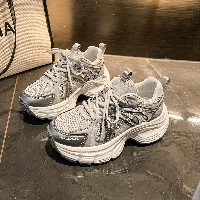 

European station platform dad shoes women s 2025 autumn new super fire versatile mesh running casual sports shoes women 35 серый