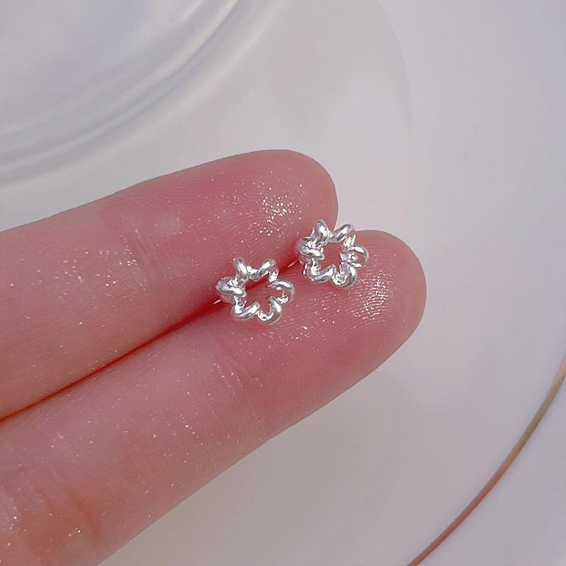 S925 Silver Stud Earrings Women's Ear Hole Earrings Niche Design Earbone Studs High-end Earrings