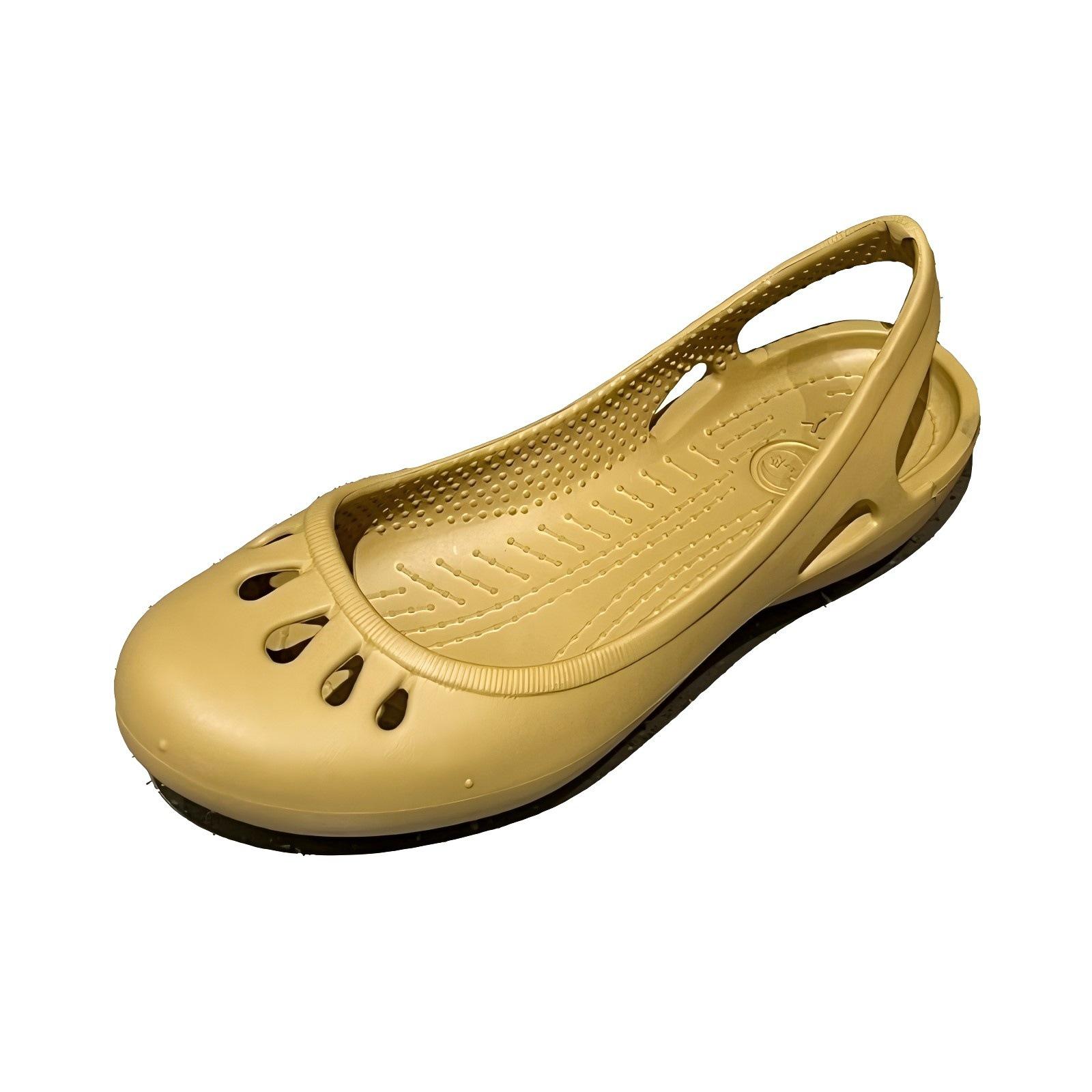 

Meilindi Women s Lightweight Breathable Closed-Toe Beach Sandals - Non-Slip Soft Sole W8