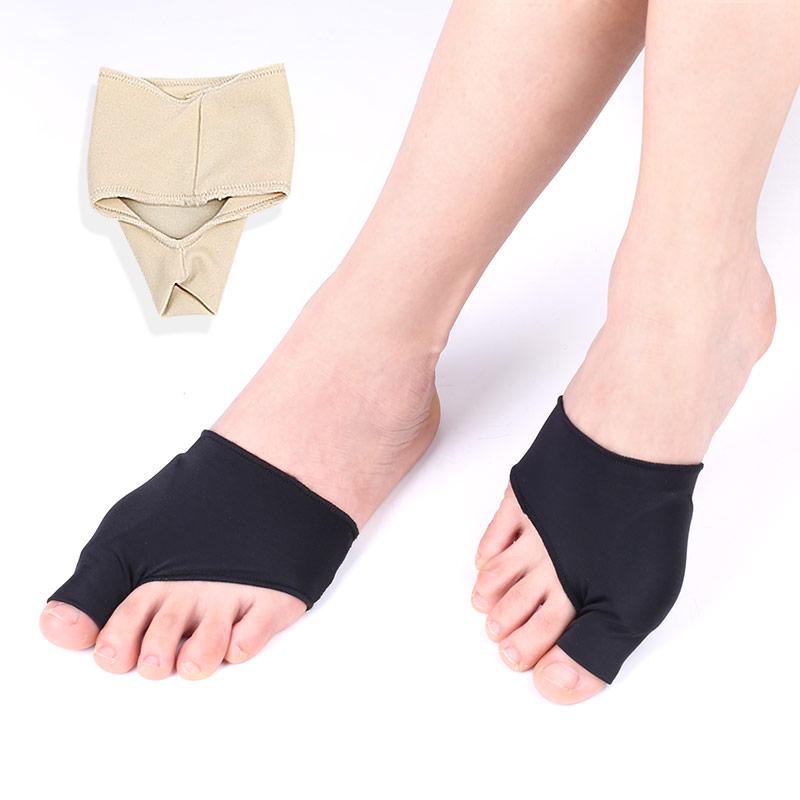 Bunion Corrector and Relief Gel Pad Big Toe Brace Cushion Hammer Toe Pain and Inflammation Relief Bunion Guard Shield in Socks