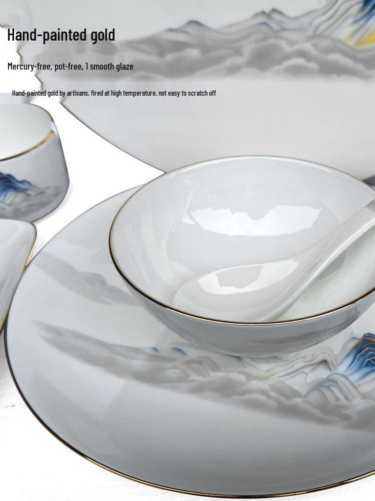Elegant Gold-Rimmed Bone China Dinnerware Set - Luxury Tableware for Home Dining