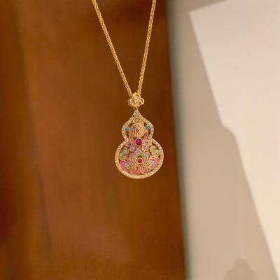 Xiaohongshu Enamel Gourd Necklace: Light Luxury Retro Pendant for Women, Hand-Painted Clavicle Chain - Versatile, High-End Jewelry.