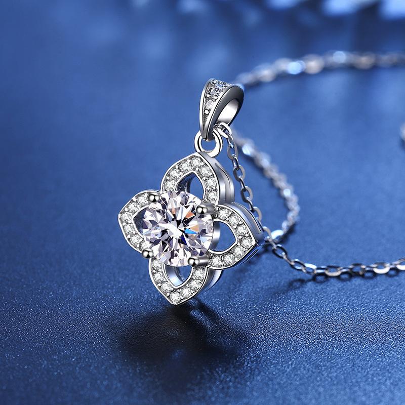 Bague Ringen 1ct VVS D Color Moissanite Pendant Necklace Women's 925 Sterling Silver Lucky Clavicle Chain Valentine's Day Gift