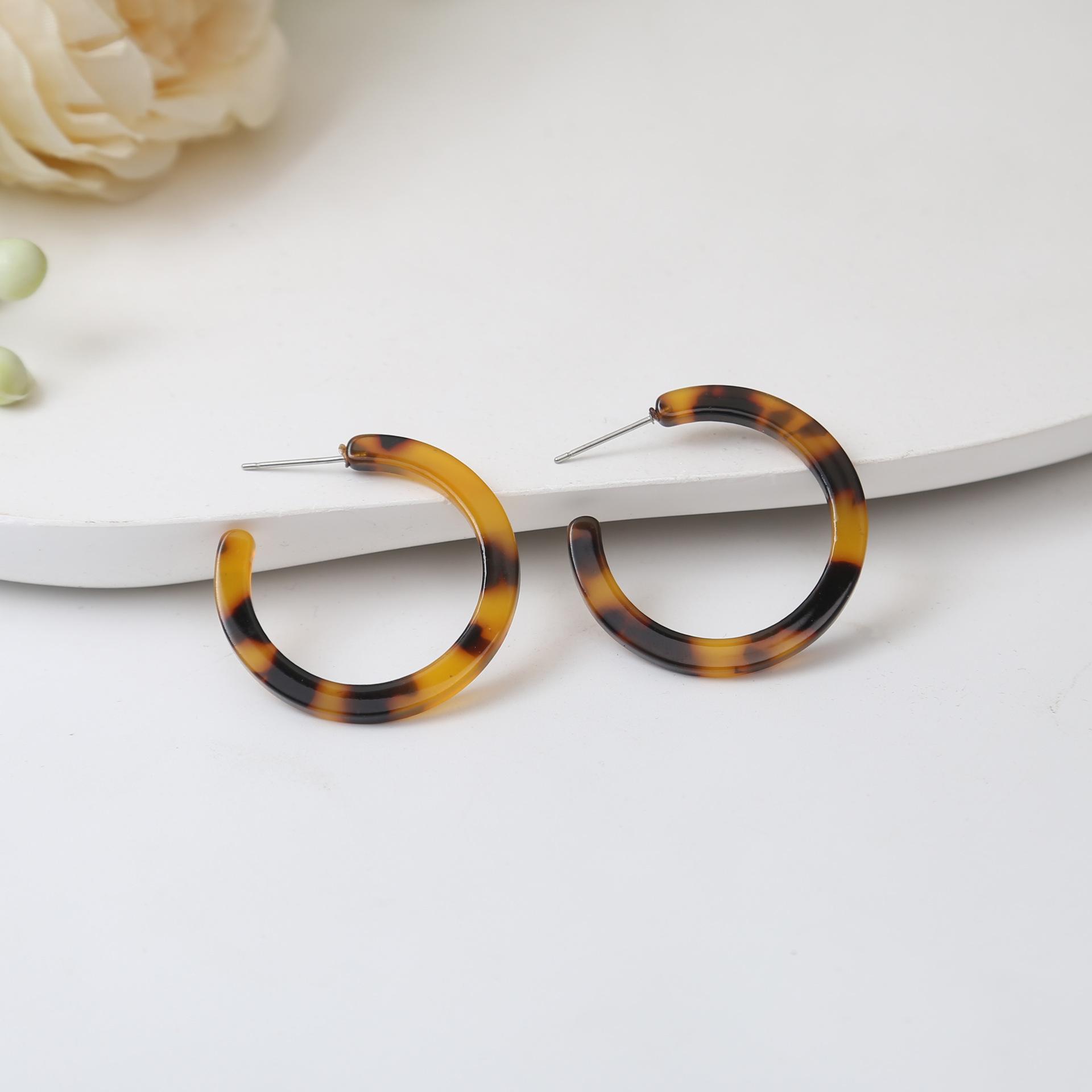 Серебряные игольчатые ретро-серьги-бантики с леопардовым жемчугом