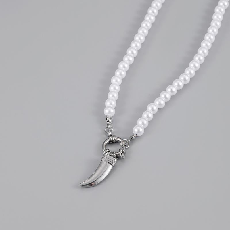 Delicate Necklace with Adjustable Chain Stylish Pendant Necklace Jewelry Adjustable Clavicular Chain Pearls Neckchains