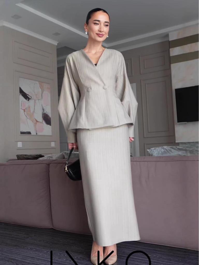 Women's V-neck Long-sleeve Waist-cinching Autumn Coat Dress Set