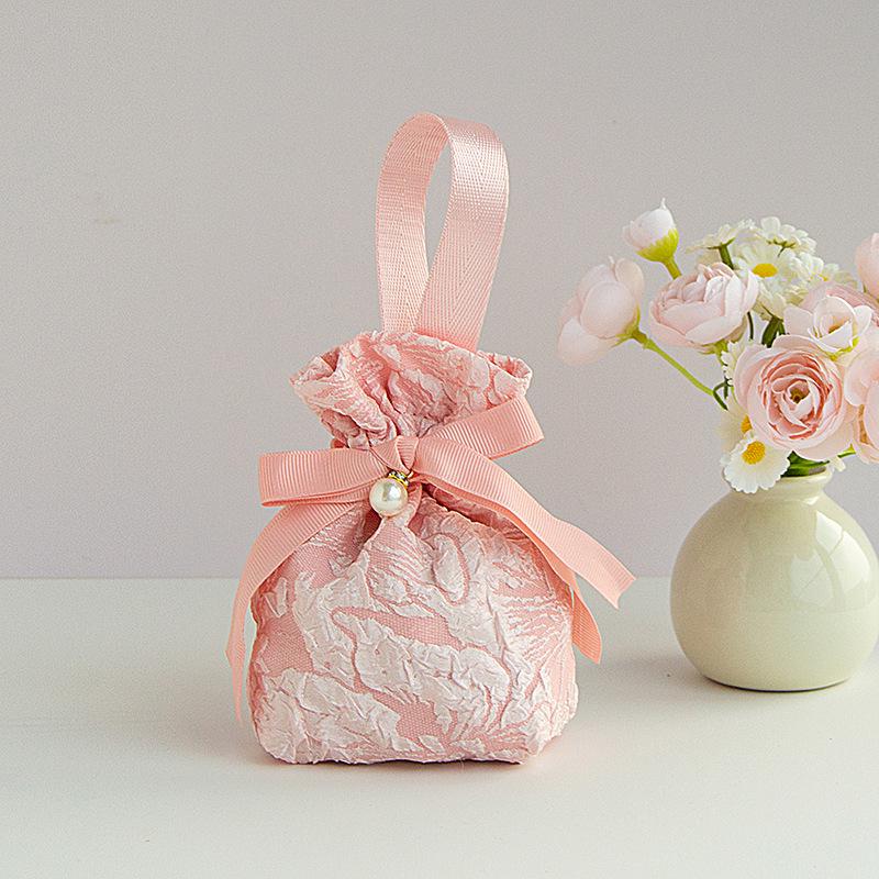Luxury Chinese Wedding Candy Bags & Handheld Boxes - High-Value Party Favors