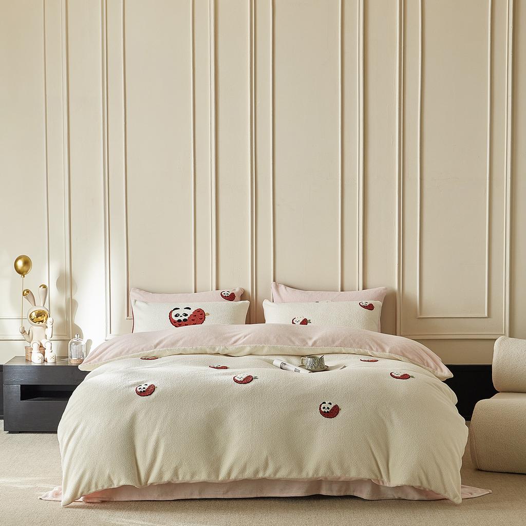 High-End Thickened Milk Fleece Four-Piece Set Double-Sided Fleece Warm Baby Fleece Bed Sheet Quilt Cover Towel Embroidery Three