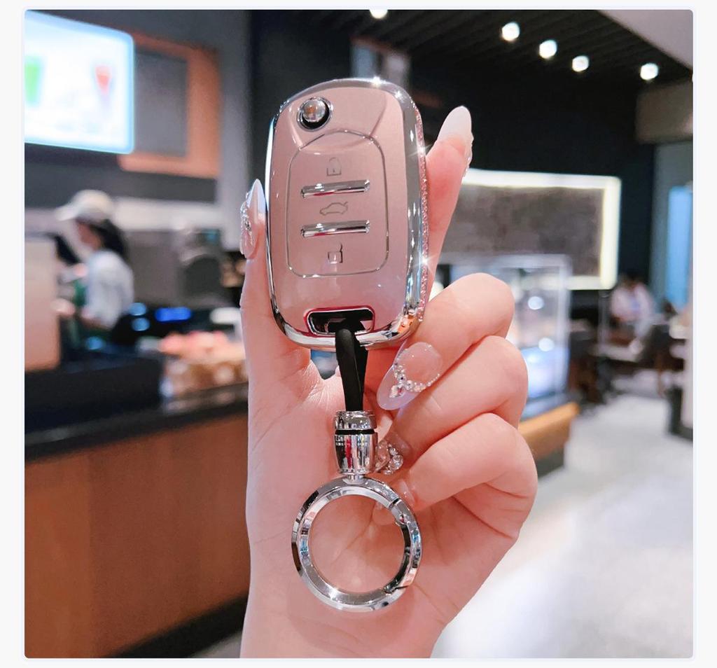 Wuling Bingo & Baojun Kiwiev Key Cover: Protective Buckle for Yueye, Yun Duo, and Bingo Plus Models