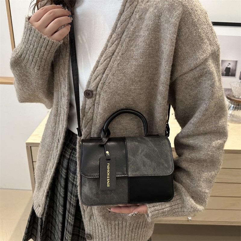 Fashion Splicing Contrasting Color Portable Small Square Bag Women's New Simple Shoulder Bag Versatile Messenger Bag