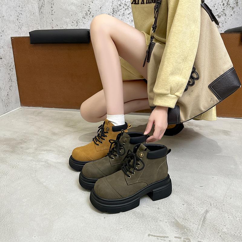 European Station Leather Martin Boots Women's 2025 New Retro Short Boots Women's Big Head Tooling Boots Children's Platform Casual Shoes