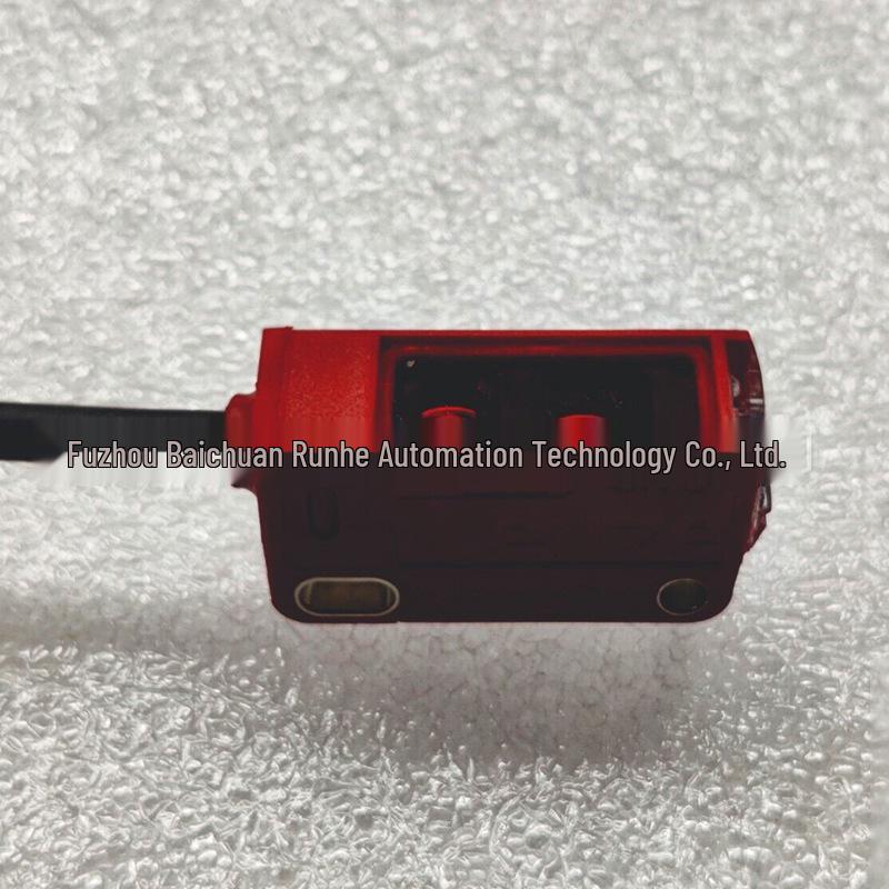 Leuze HT3C/2N Sensor with Background Suppression & Push Button - Model 50133591, Brand New Original.