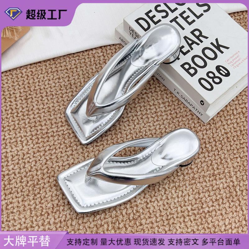 Flip-flops women wear high-quality thick-heeled high-heeled sandals women's summer not tired feet casual shoes women's soft soles are versatile