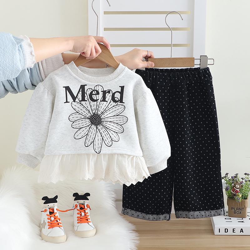 

Стильный осенний костюм-двойка для маленьких девочек 2024 - комплект толстовки в корейском стиле 80cm-120cm / 5 pieces per order