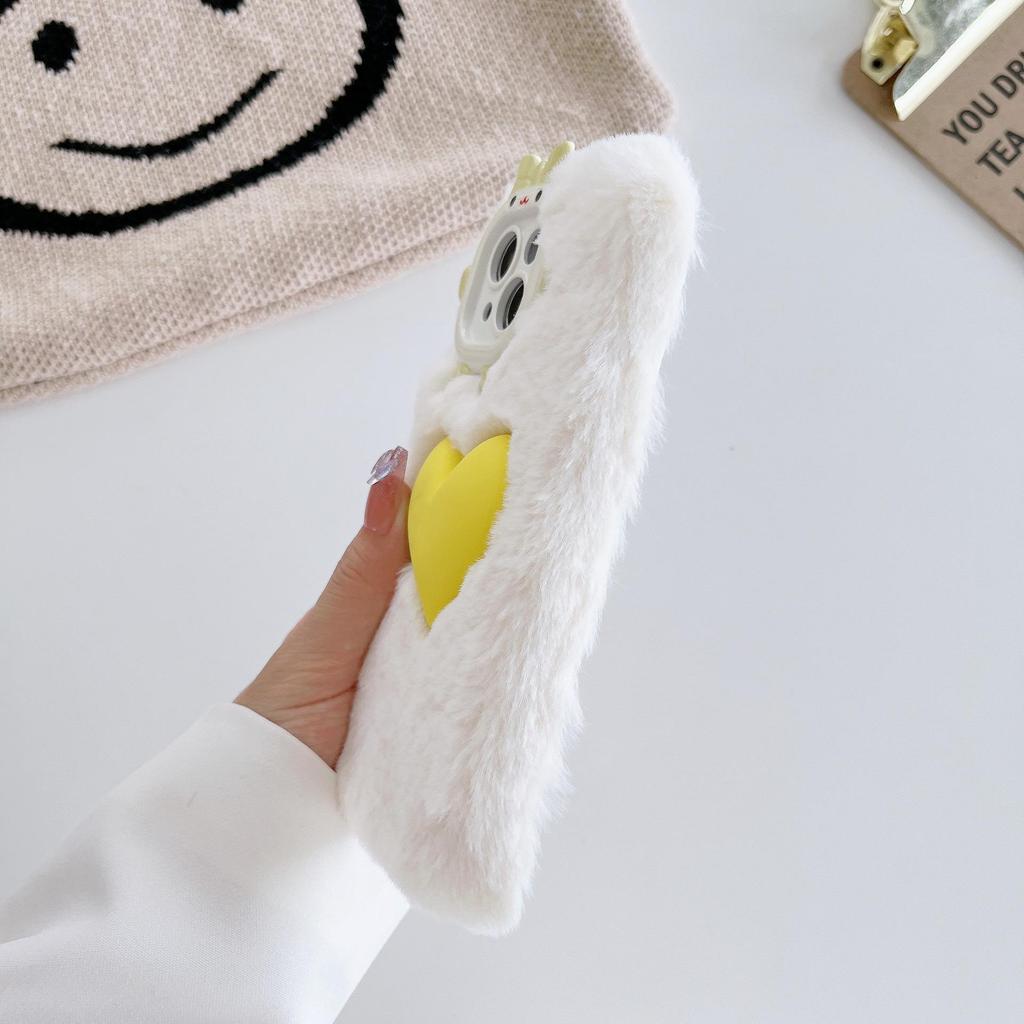 Color Block Plush Heart Phone Case for iPhone 13/14/15 Pro Max - Cute Autumn/Winter Design