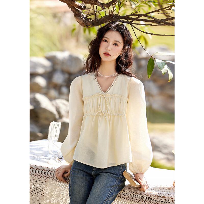 Women s Jacquard V-Neck Ruffle Blouse S