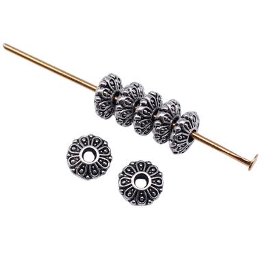 100 adet Küçük Delik Boncuk Charms Boncuk Antik Gümüş Renk Çinko Alaşımı 6X6X2mm