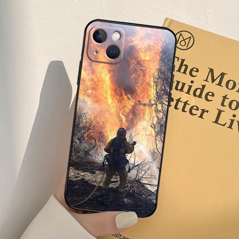 

Firefighter Heroes Fireman Phone Case For iPhone 17 16 15 13 11 12 14 Pro Max mini XR 16e 15 16 Plus 17 Air Full Cover iPhone 17