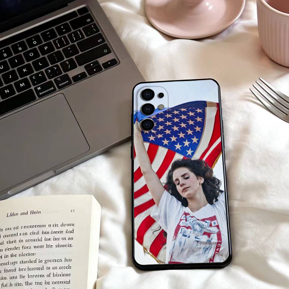 L-Lana del rey Singer  Phone Case For Samsung S25,24,23,22,30,21,10,9,Ultra,Plus,Lite,FE,4,5 G Soft Black Case